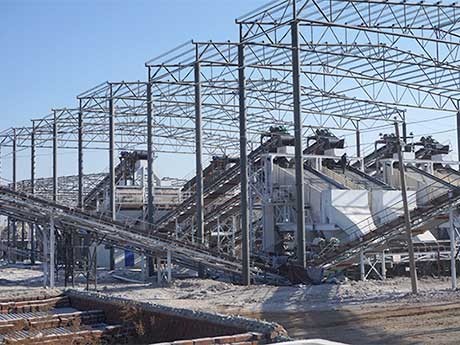 采石廠破碎設(shè)備多少錢？（附300噸、500噸、800噸、1000噸碎石生產(chǎn)線方案及報(bào)價(jià)）