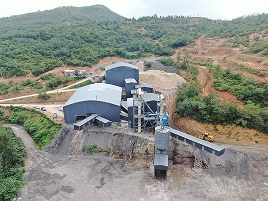 一套日產(chǎn)千方的碎石生產(chǎn)線設(shè)備投資多少錢？