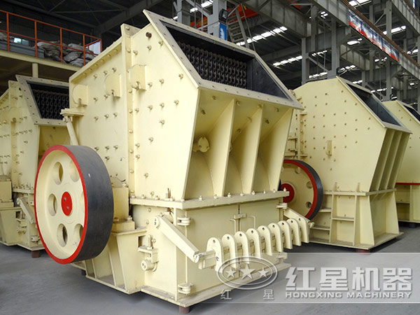 如何對(duì)單段錘式破碎機(jī)的錘軸抽取工具進(jìn)行改進(jìn)？