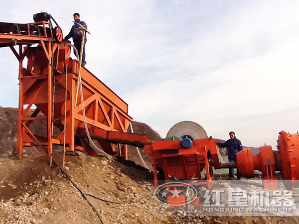 鐵礦作業(yè)現(xiàn)場實拍