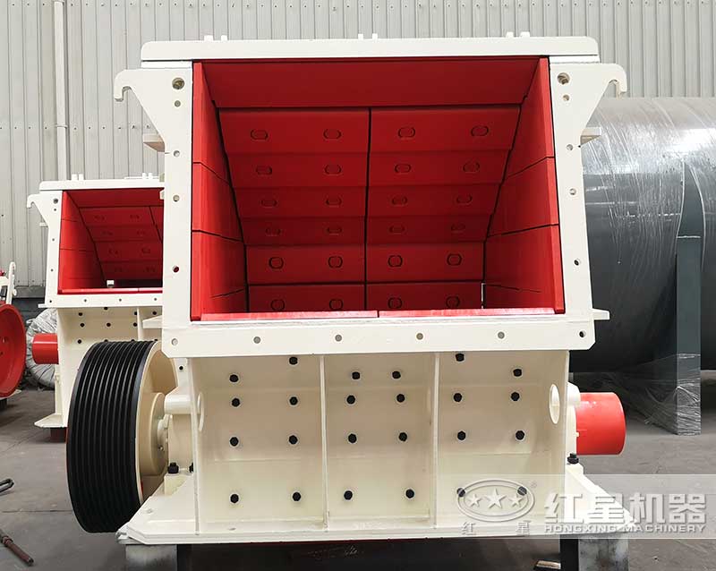 1315反擊破一小時能產(chǎn)多少噸物料