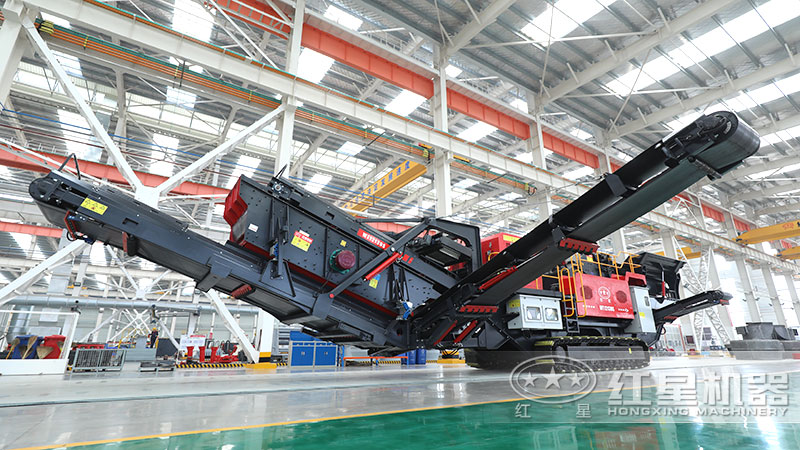 履帶式破碎站，集破碎篩分一體的移動(dòng)生產(chǎn)線多少錢一臺(tái)（有現(xiàn)場(chǎng)視頻）