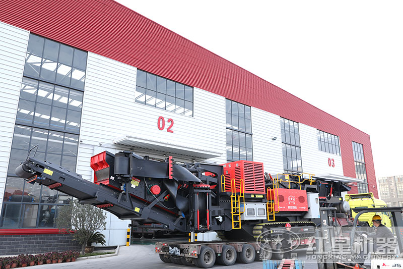 大型移動式石子破碎機(jī)設(shè)備圖片