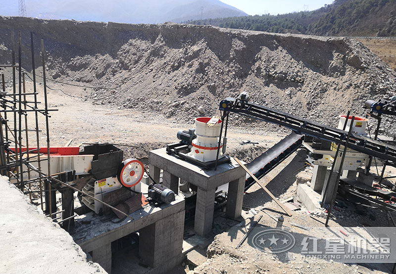 1216鄂破機(jī)搭載SC315S單缸圓錐