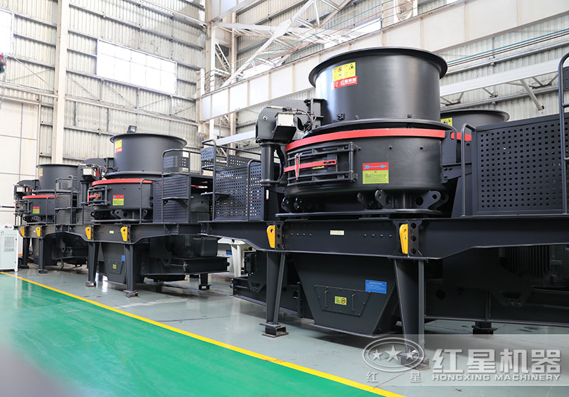 大型制砂機(jī)-高質(zhì)量機(jī)制砂必選設(shè)備！產(chǎn)量高、環(huán)保好