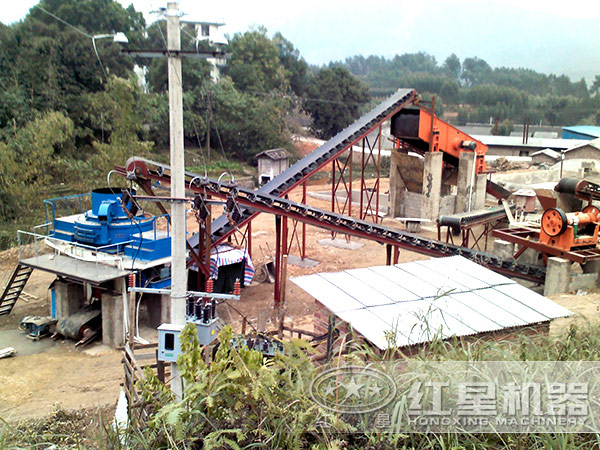 砂石作業(yè)現(xiàn)場實(shí)拍