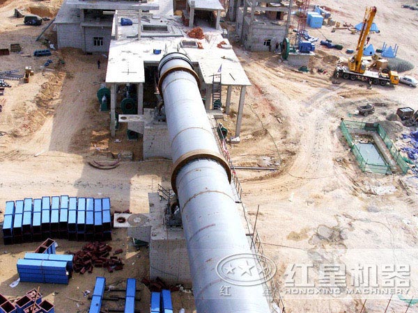 回轉(zhuǎn)窯設(shè)備現(xiàn)場(chǎng)