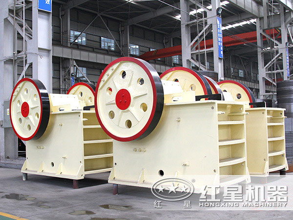 時產(chǎn)1000立方石子顎式破碎機(jī)