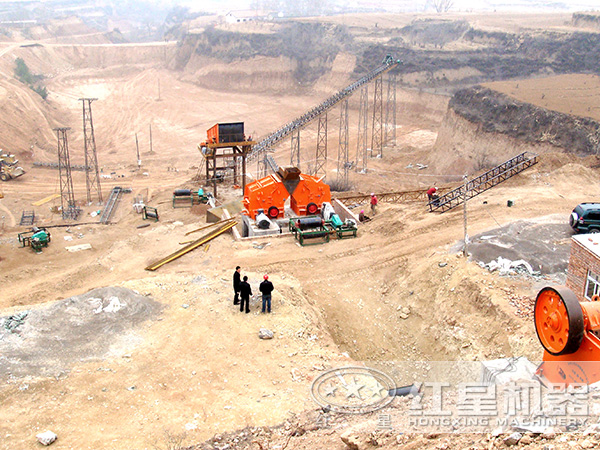 硅藻土破碎應(yīng)用現(xiàn)場(chǎng)