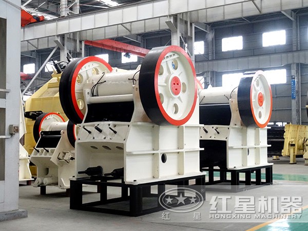 一臺(tái)小型碎石機(jī)多少錢