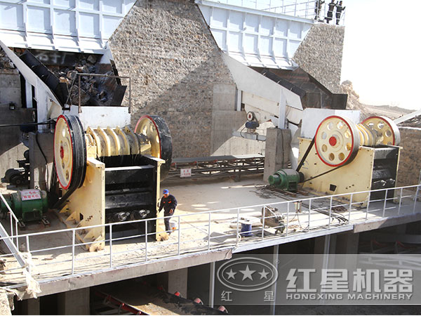 環(huán)保型石子破碎機現(xiàn)場實拍