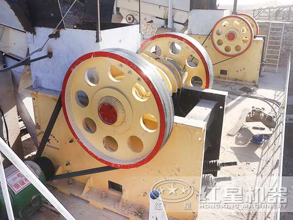 200方碎石機現(xiàn)場實拍