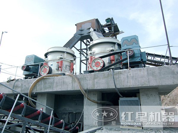 液壓圓錐破碎機(jī)