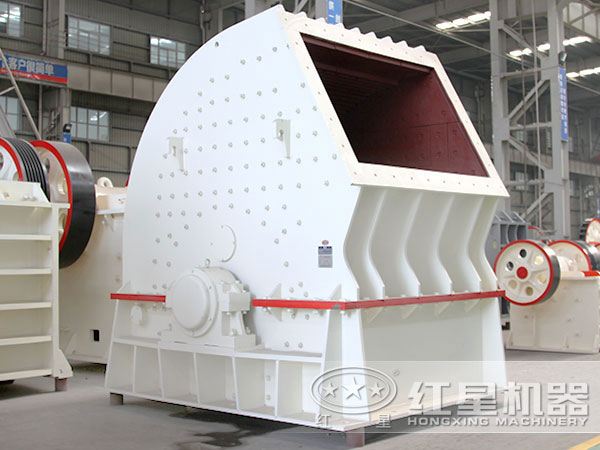 重錘式碎石機(jī)高清實(shí)拍