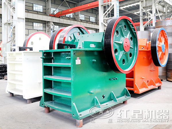 顎式破碎機(jī)車間高清圖