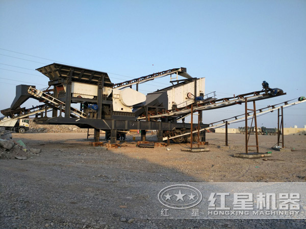 全自動石英砂生產(chǎn)現(xiàn)場