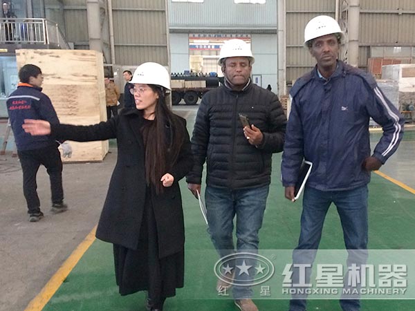 客戶參觀設(shè)備