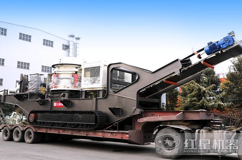 履帶式移動圓錐破碎機發(fā)貨
