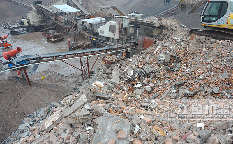 建筑垃圾處理現(xiàn)場