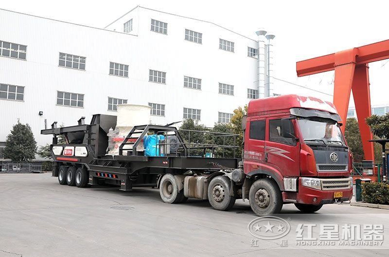 可隨意移動的流動石子加工機械發(fā)貨中