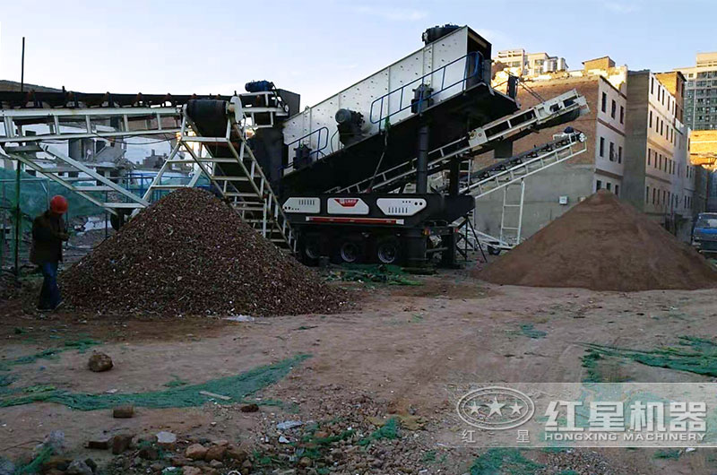 移動制砂生產(chǎn)現(xiàn)場實拍