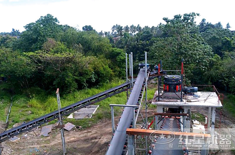 生產(chǎn)現(xiàn)場之圓錐破碎機