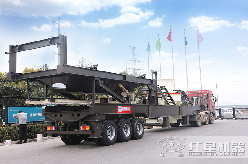 移動(dòng)破碎站發(fā)貨現(xiàn)場(chǎng)