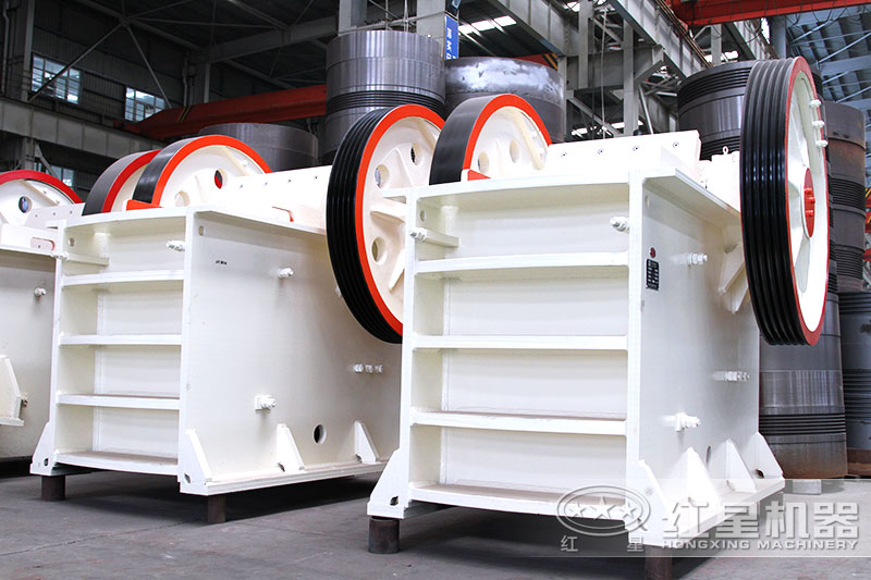 顎式破碎機(jī)