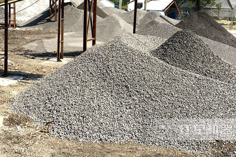 碎石碎沙又制粉的石料廠