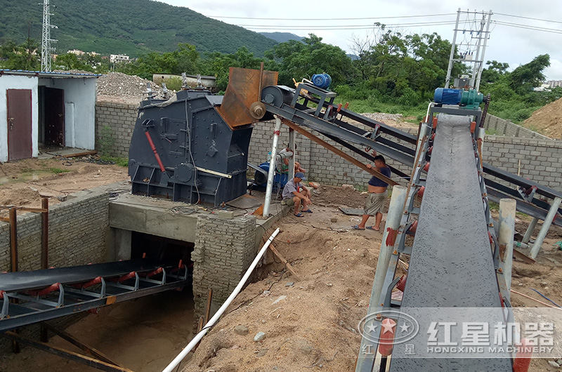 PF系列強力反擊式破碎機應(yīng)用現(xiàn)場