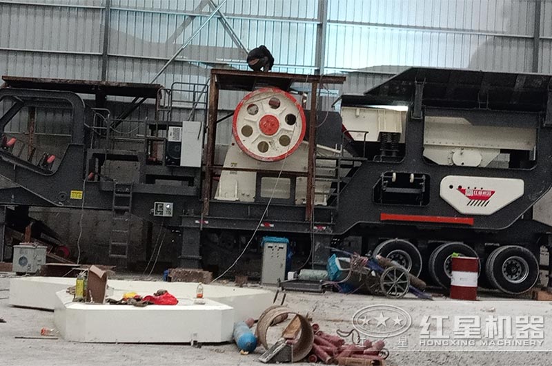 河南移動(dòng)破碎機(jī)廠家_建筑垃圾處理設(shè)備，又環(huán)保又賺錢