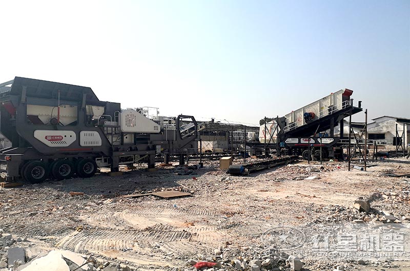 二合一移動破碎生產線用于建筑垃圾再生處理現(xiàn)場