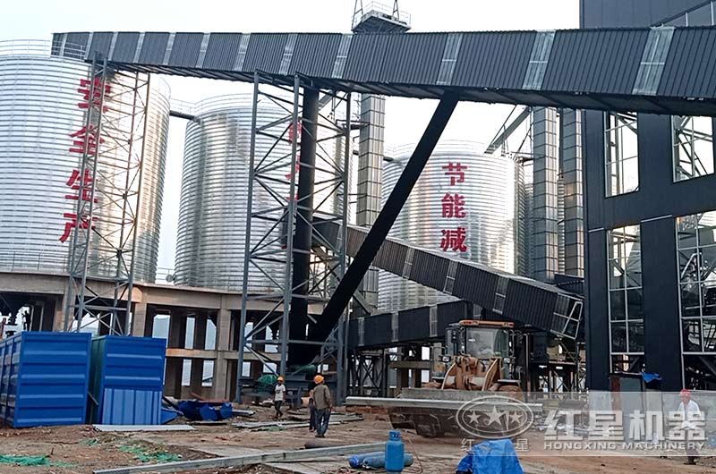 頭破碎石機，大塊石頭破碎就用它