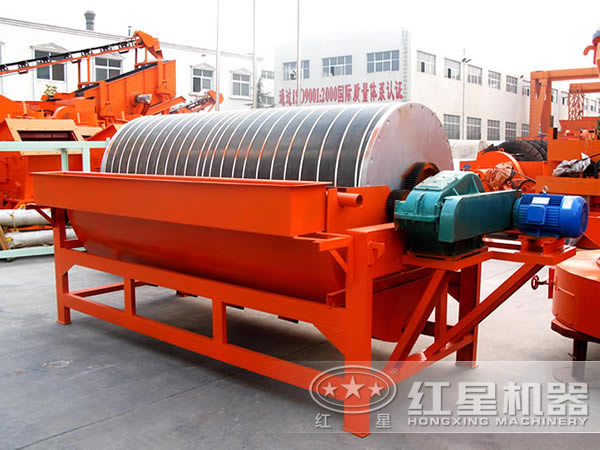 不同磁場磁選機(jī)磁系結(jié)構(gòu)分析