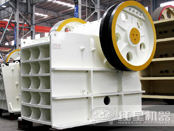 顎式破碎機(jī)實(shí)拍圖