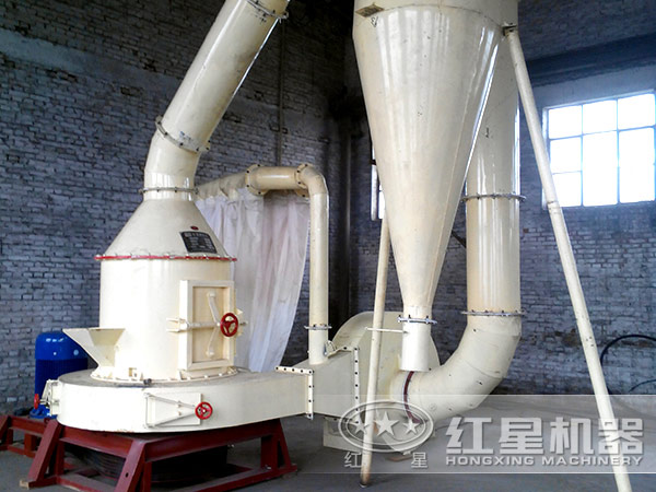 螢石擺式磨粉機(jī)現(xiàn)場(chǎng)圖