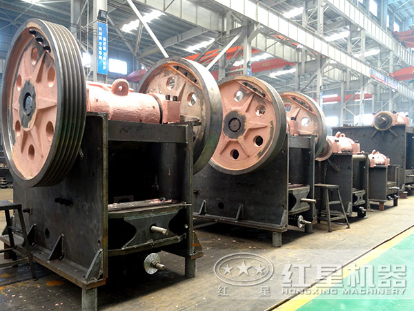 磨料破碎機(jī)半成品